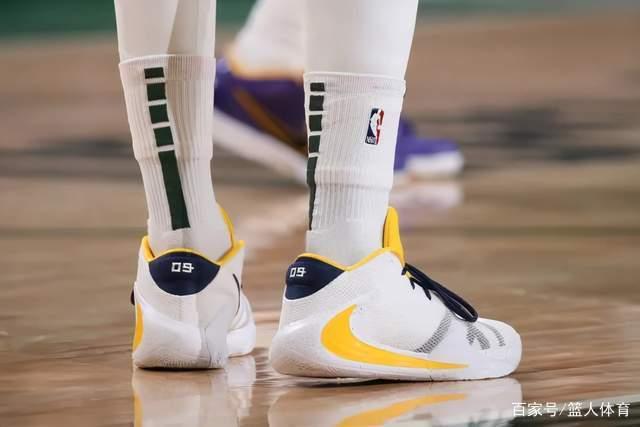 阿圭罗：萨拉赫已经与利物浦续约2年